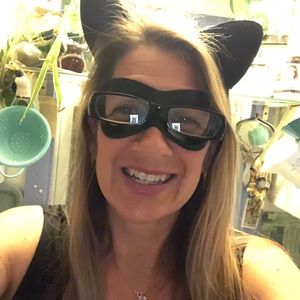 Meet your Posher, Loraine